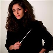 Violinista diplomata in Italia e all'estero offre lezioni di violino in presenza e online, per ogni età e livello